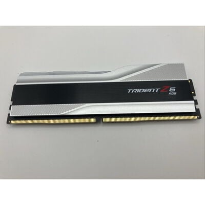【仙台店】中古  G.Skill F5-6000J3636F16GX2-TZ5RS (DDR5 PC5-48000 16GB) 3240010069 