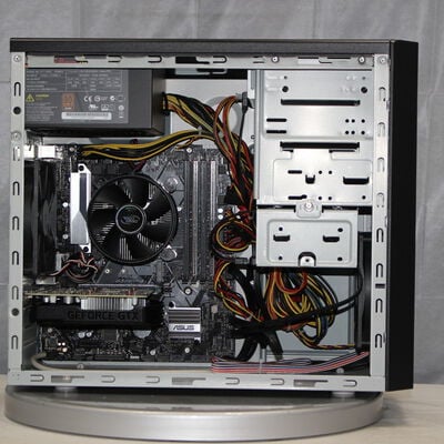 中古  THIRDWAVE Magnate EM041(Intel Core i7 9700/16GB/SSD480GB/DVDマルチ/NVIDIA GeForce GTX 1650 4GB/W11H64 MAR) 179015 