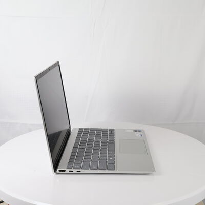 【通販センター】中古  DELL insprion P156G (Core i7-1260P/16GB/オンボード) 202956 
