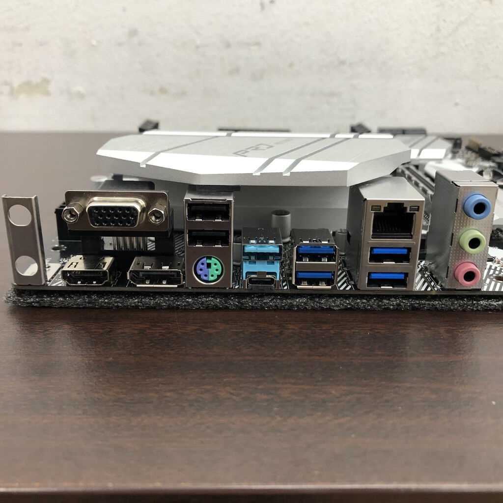 中古 ASRock B550M Pro4 (B550 AM4 mATX DDR4) 142938 （352634