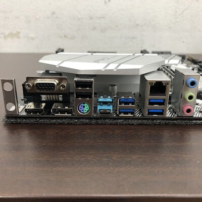 【福山ココローズ店】中古  ASRock B550M Pro4 (B550 AM4 mATX DDR4) 142938 