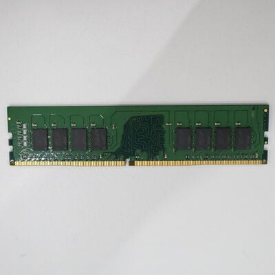 【通販センター】中古  PC4-21300 16GB デスクトップ用(DDR4-2666) 135638 