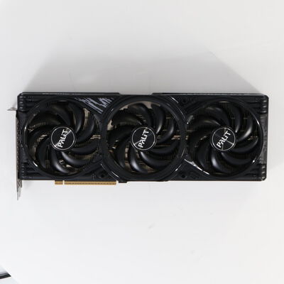 【秋葉原本店】中古  Palit NE7507T019T2-GB2031U(RTX5070Ti 16GB GamingPro-S) 188931 