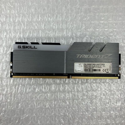 【秋葉原本店】中古  PC4-25600 16GB デスクトップ用(DDR4-3200) 140728 