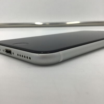 【白山FM松任店】中古  【SIMロック解除済み】【SoftBank】Apple iPhoneSE 4.7インチ (第2世代/2020) 128GB (ホワイト)  MXD12J/A 155517 