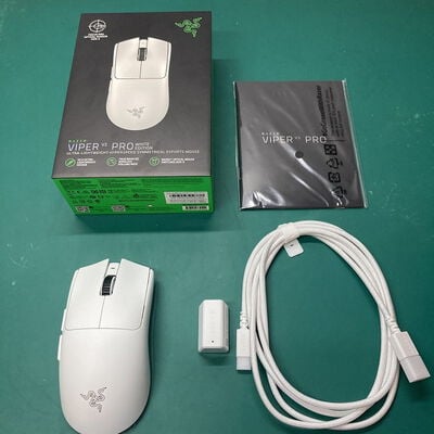 【浦添城間店(沖縄)】中古  Razer Viper V3 Pro White (RZ01-05120200-R3A1) 168054 