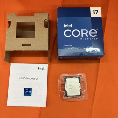 【なんば店】中古  INTEL Core i7 13700K (1700/3.4G/30M/C16/T24) 152750 