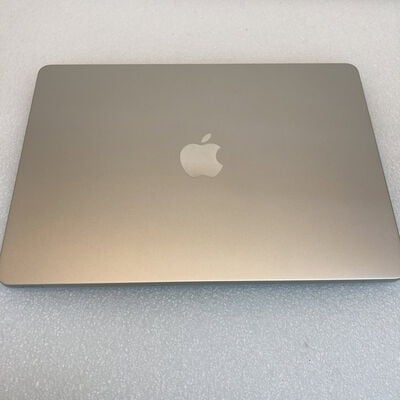 【京都店】中古  MacBook Air 15インチM4/16GB/516GB ゴールド 5200000919 
