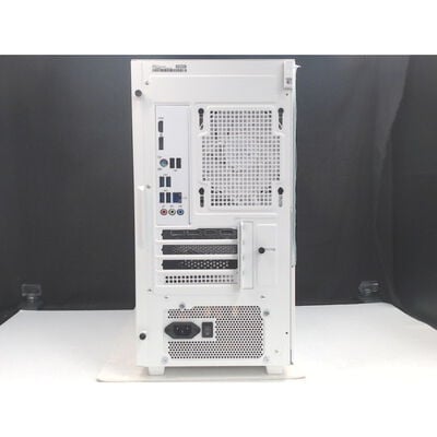 【前橋ｲﾝﾀｰｱｶﾏﾙ店】中古  自作パソコン(Ryzen 7 5700X/32GB/SSD1TB/RTX4060/W11H) 4540001624 