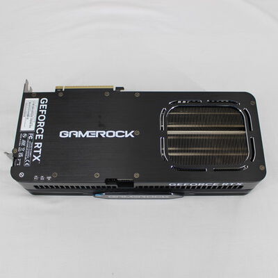 【通販センター】中古  Palit NE7507T019T2-GB2030G (RTX5070Ti GameRock) 3480034721 