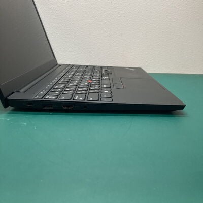 【浦添城間店(沖縄)】中古  LENOVO E15 Gen2 MSO 指紋認証あり (Intel Core i5 1135G7 2.4GHz/8GB/SSD256GB/-/オンボード/15.6/1920x1080/GbE/Wi-Fi/WEBCAM/W11P/Microsoft Office Home and Business 2024) 188545 