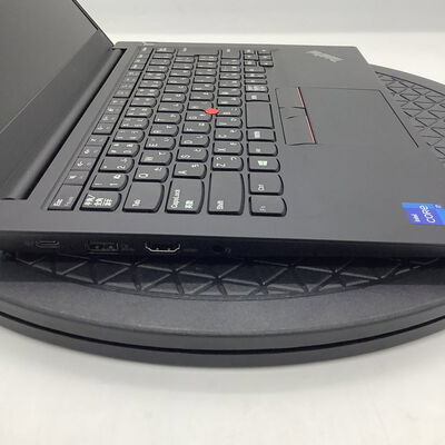 【堺七道店】中古  Lenovo thinkpad(i7-1165G7/16GB/SSD256GB/W11P) 4660002872 