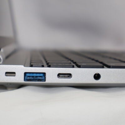 【通販センター】中古  Mousecomputer B5-A7A01SR-A [B5A7A01SRAGEW102DEC](AMD Ryzen AI 7 350 w/ Radeon 860M/64GB DDR5 (PC5)/SSD1TB+SSD1TB/なし/オンボード/15.3/2560x1600/Wi-Fi/W11H64 MAR) 194619 