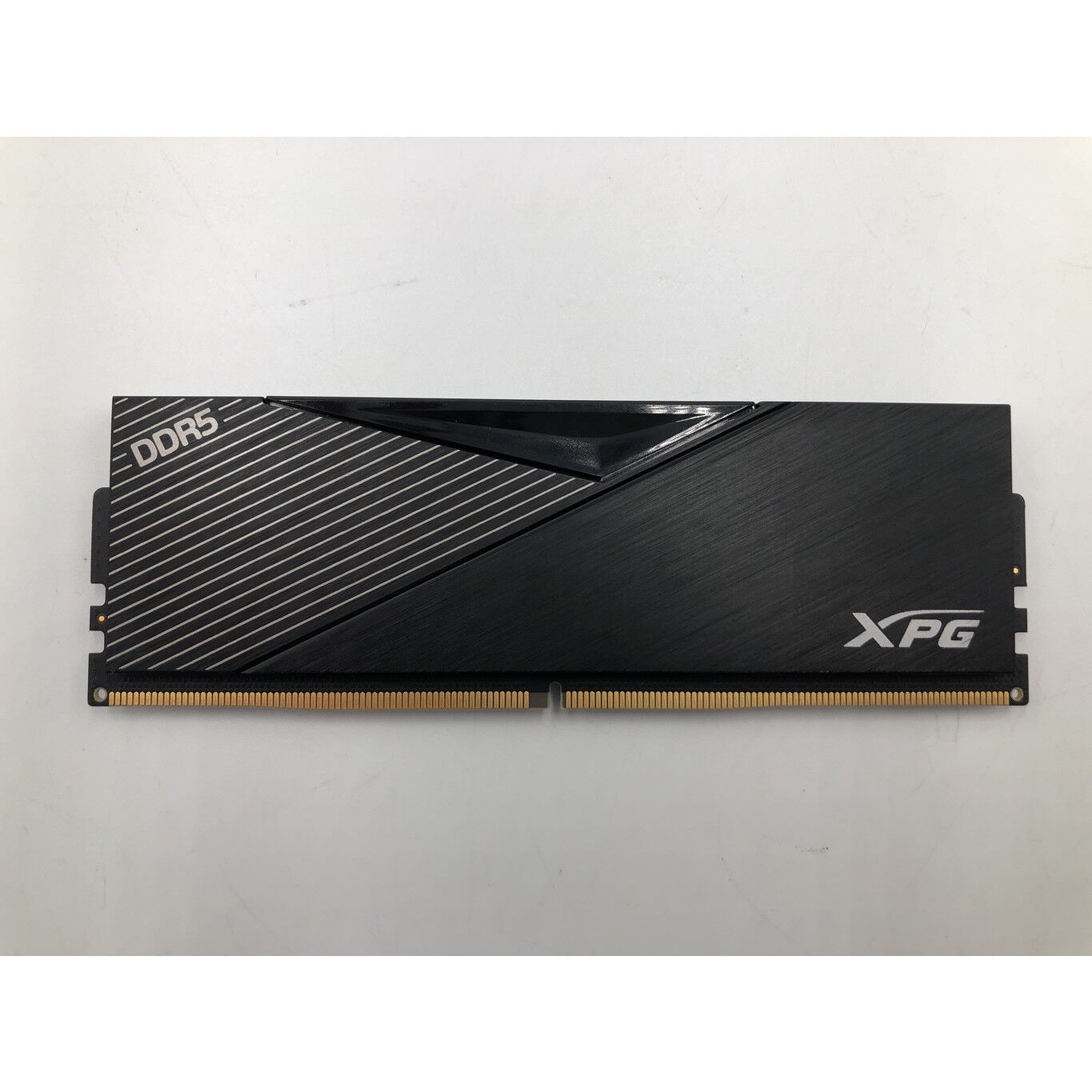 中古 ADATA AX5U5200C3816G-DCLABK (DDR5 PC5-41600 16GB) 4680003220