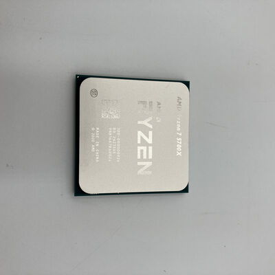 【なんば店】中古  AMD Ryzen 7 5700X (AM4/3.4GHz/36M/C8/T16/65W) 150182 