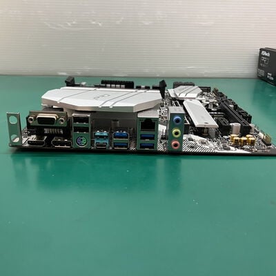 【浦添城間店(沖縄)】中古  ASRock B550M Pro4 (B550 AM4 mATX DDR4) 142938
