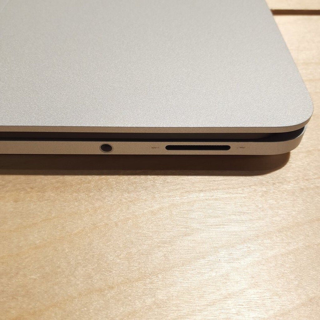 中古 Microsoft Surface Laptop Studio(i7-11370H/16GB/SSD512GB