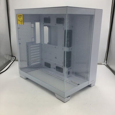 【白山FM松任店】中古  ANTEC Constellation C8 White (E-ATX ｶﾞﾗｽ) 4950001956 