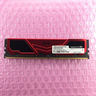 【佐賀南部バイパス店】中古  PC4-25600 16GB デスクトップ用 140728 