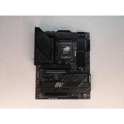 【前橋ｲﾝﾀｰｱｶﾏﾙ店】中古  ASUS ROG STRIX Z890-F GAMING WIFI(Z890 1851 ATX DDR5) 172176 