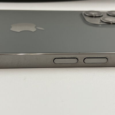 【新潟店】中古  【au】Apple iPhone12 Pro 6.1インチ 128GB (グラファイト) MGM53J/A 143820 