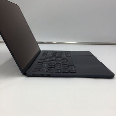 【白山FM松任店】中古  Apple　MacBook Air 13インチ M2(CPU:8C/GPU:8C) 16GB/256GB ミッドナイト MC7X4J/A 4680002852 