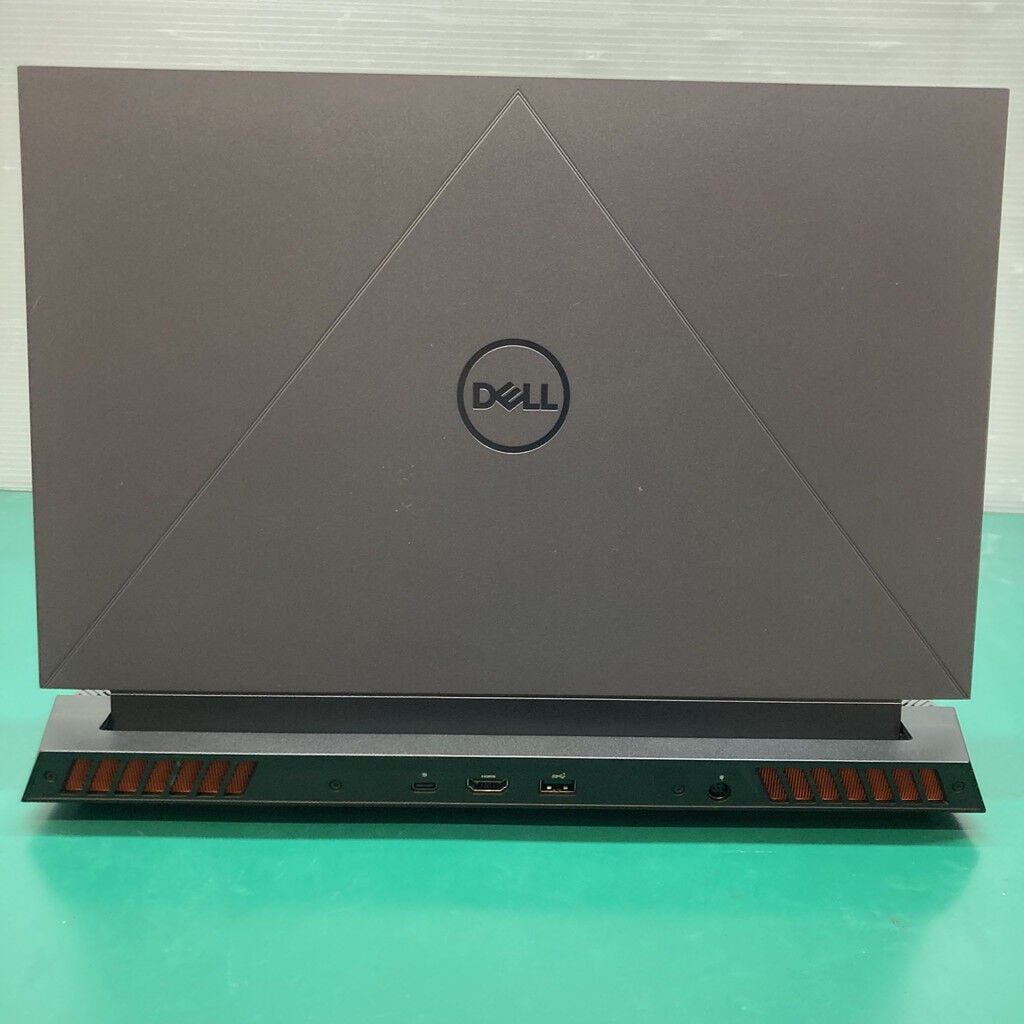 中古 DELL G15 5530 (i5 13450HX/16GB/SSD512GB/RTX3050/WLAN/15.6FHD