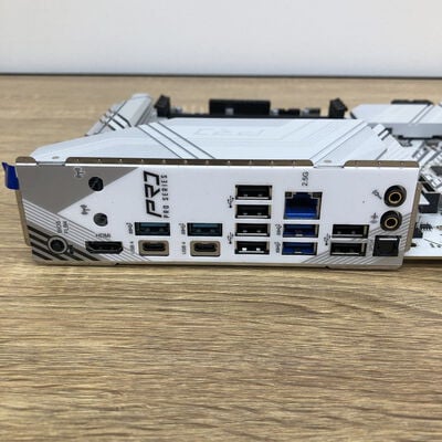 【津ラッツ店】中古  ASRock X870 Pro RS (X870 AM5 ATX DDR5) 172199 