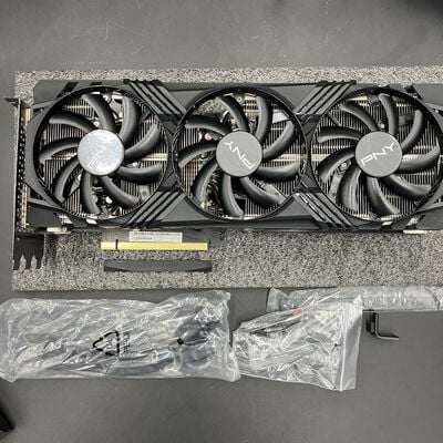 【熊本浜線店】中古  PNY Geforce RTX 4070Ti SUPER VERTO OC 16GB（RTX4070Ti SUPER 16GB） 3400008808 