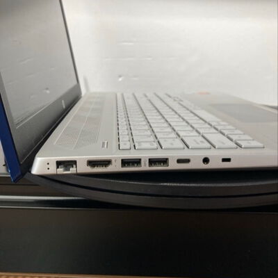 【堺七道店】中古  HP　15-cu0019TX 4660001362 