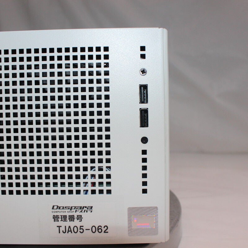 中古 ASRocK DeskMini X600(AMD Ryzen 7 8700G w/ Radeon 780M