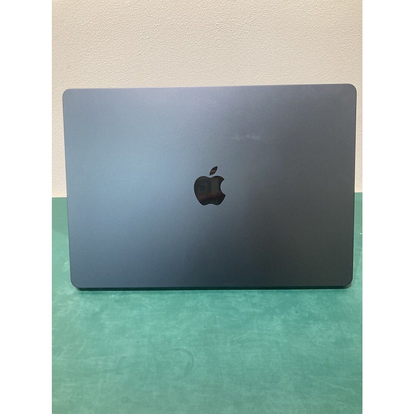 中古 Apple MacBook Air 15インチ 2024 (M3 8CPU 10GPU/8GB/256GB