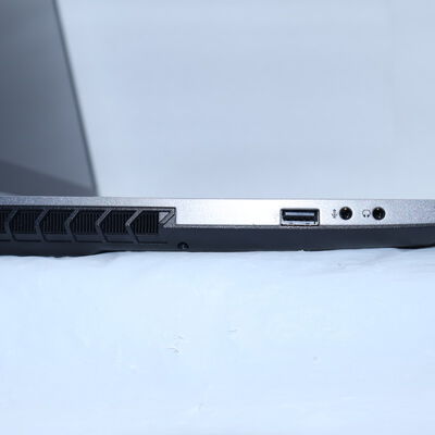 【通販センター】中古  THIRDWAVE GALLERIA RL7C-R45-C5N(Intel Core i7 13620H/16GB DDR5 (PC5)/SSD500GB/なし/NVIDIA GeForce RTX 4050 6GB Laptop GPU/15.6/2560x1440/Wi-Fi/W11H64 MAR) 205188 