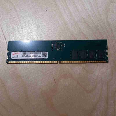 【鹿児島店】中古  PC5-38400 16GB デスクトップ用 149151 