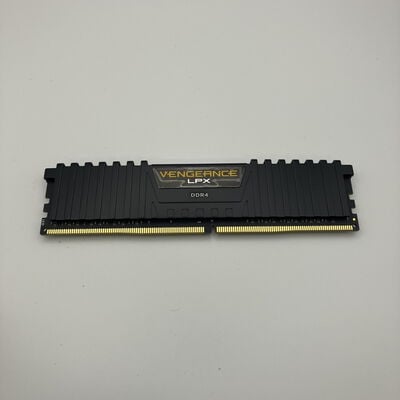 【秋葉原本店】中古  PC4-21300 8GB デスクトップ用 126165 