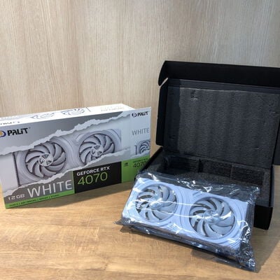 【姫路店】中古  Palit NED4070019K9-1047L(RTX4070 WHITE 12G) 4740000954 
