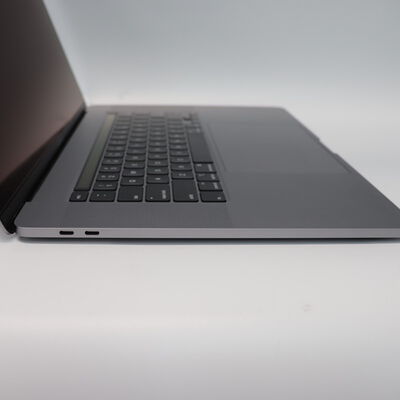 【札幌店】中古  Apple MacBook Pro 16インチ (i7 2.6GHz/512GB/16GB/5300M 4GB) スペースグレイ MVVJ2J/A (Late 2019) 141358 