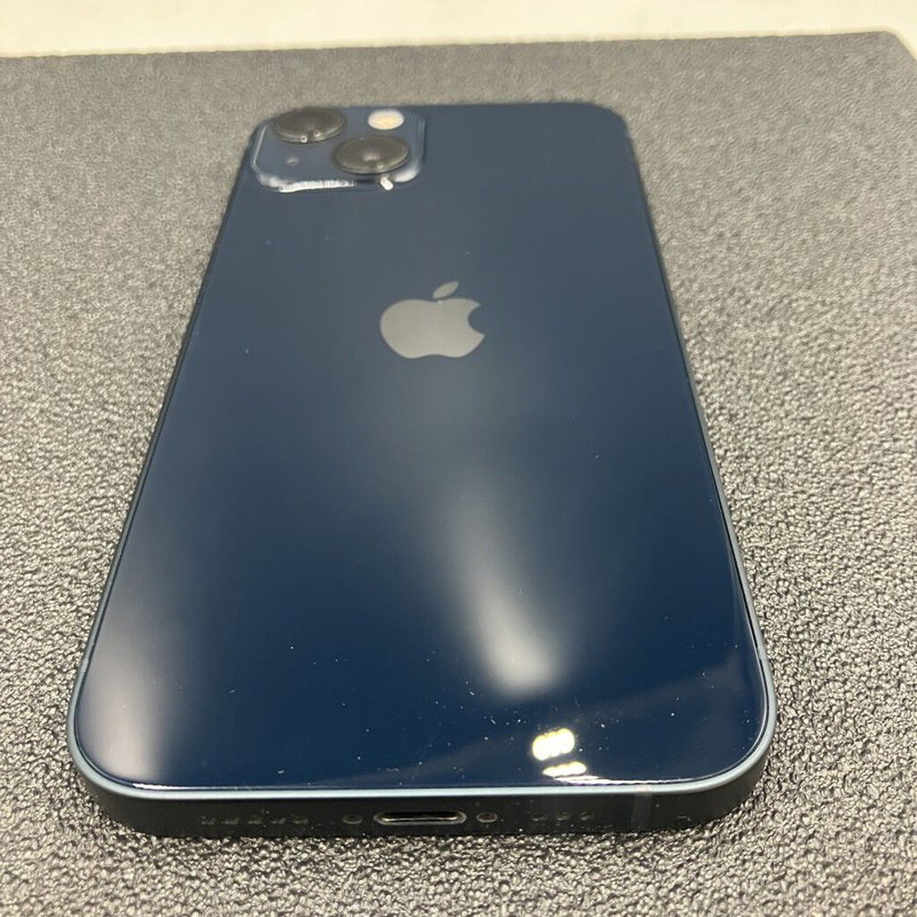 中古 【国内版SIMフリー】Apple iPhone13 6.1インチ 256GB