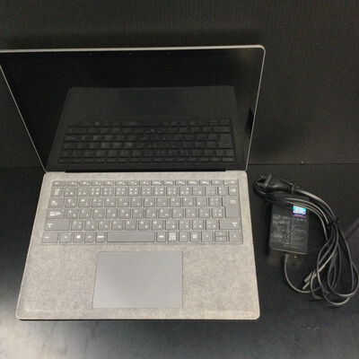 【座間相武台】中古  Microsoft Surface Laptop 3 (Intel Core i5 1035G7 1.2GHz/8GB/SSD128GB/-/オンボード/13.5/2256x1504/Wi-Fi/WEBCAM/W11H64) 176371 