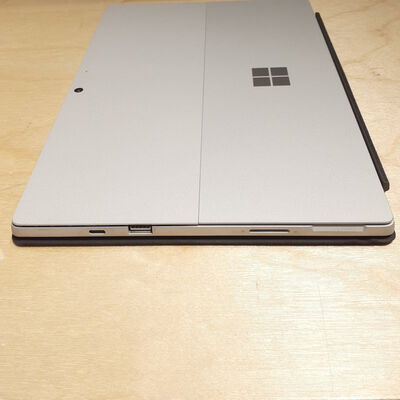 【鹿児島店】中古  Surface Pro 7 Model: 1866(i5-1035G4/8GB/SSD128GB/W11P/2736&times;1824) 4700001133 