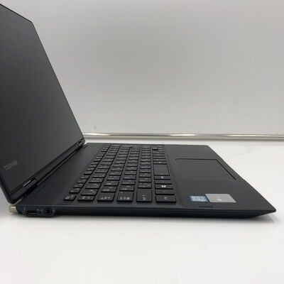 【福井日之出店】中古  TOSHIBA dynabook VC72/M PV72MTQ44A7QN21 (Intel Core i5 8250U 1.60GHz/8GB/SSD256GB/なし/オンボード/12.5/1920x1080/Wi-Fi/WEBCAM/W11H MAR) 184428 