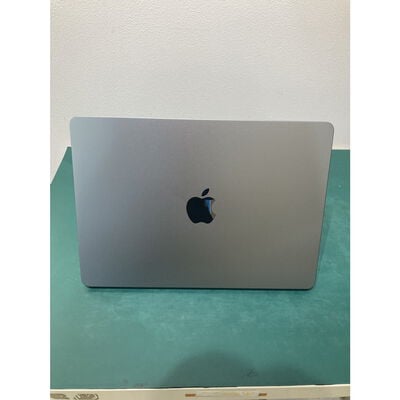 【浦添城間店(沖縄)】中古  MacBook Air 13.6インチ M2(CPU 8C/GPU 8C) 16GB/256GB シルバー MC7V4J/A (M2/2022) 4680003474 