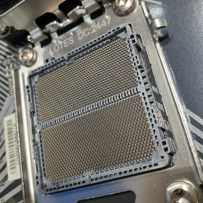 【鹿児島店】中古  ASRock B650 PG Lightning WiFi (B650 AM5 ATX DDR5) 4700000734 