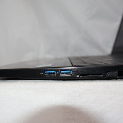 【通販センター】中古  THIRDWAVE GALLERIA GCF1050TGF-E(Intel Core i5 8300H/16GB DDR4 (PC4)/SSD512GB/なし/NVIDIA GeForce GTX 1050 Ti 4GB/15.6/1920x1080/Wi-Fi/W11H64 MAR) 201367 