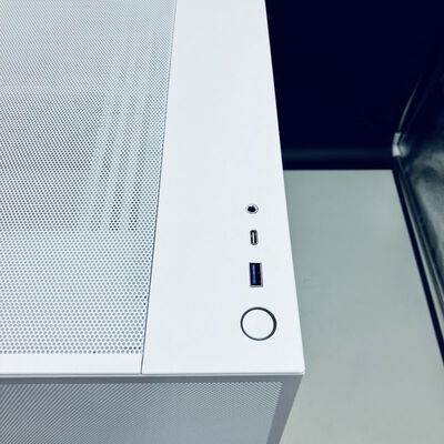 【熊本浜線店】中古  NZXT CC-H52FW-01(H5 FLOW WH E-ATX ｶﾞﾗｽ) 5370001130 
