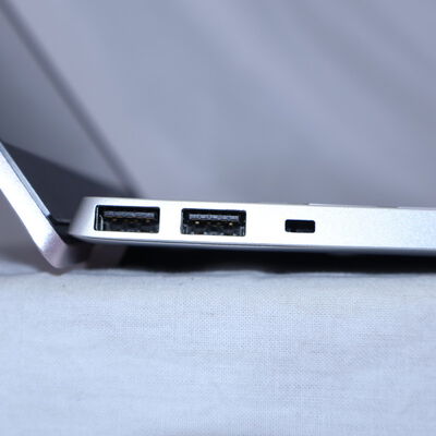 【通販センター】中古  HP Pavilion Laptop 13-an1042TU 202541 