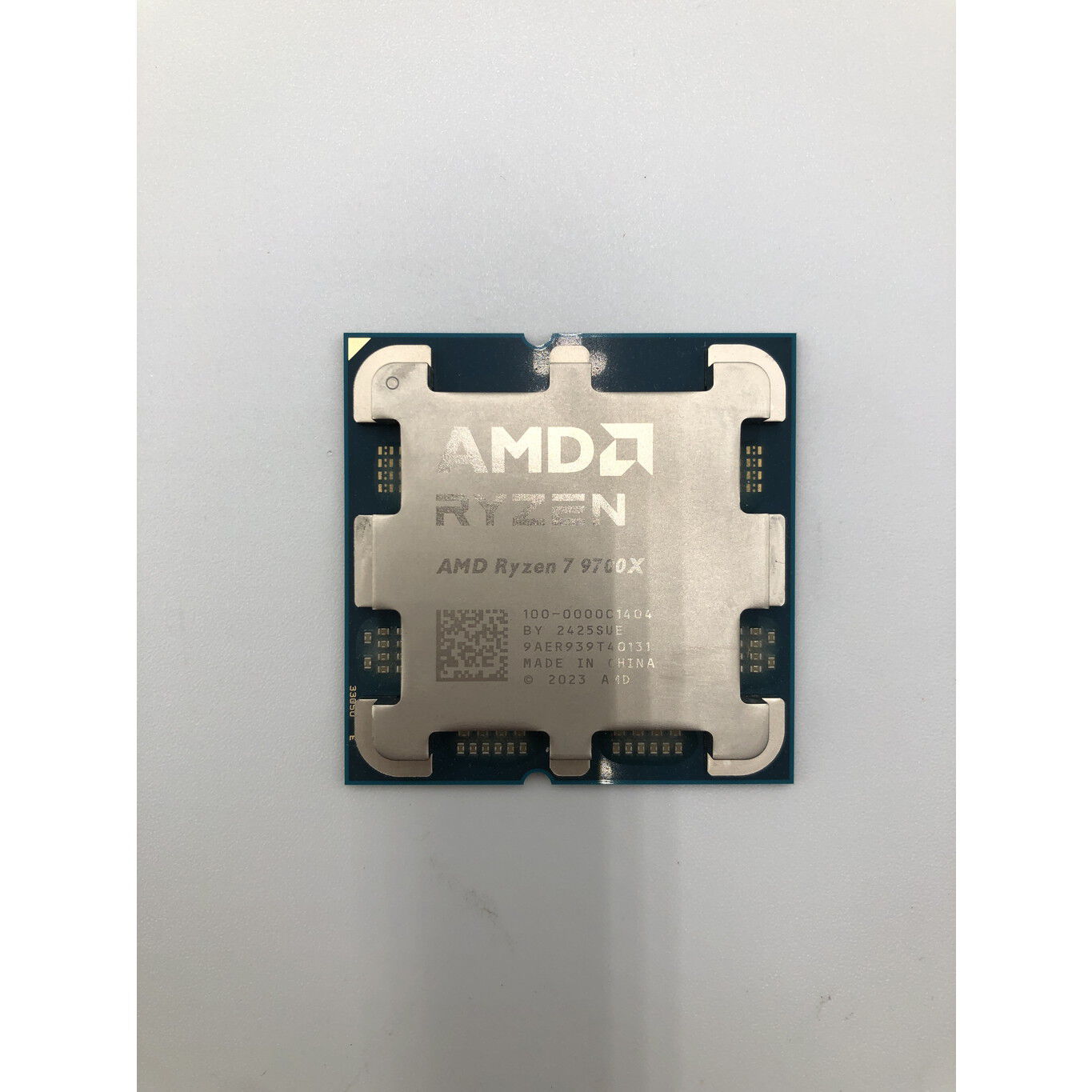 中古 AMD Ryzen 7 9700X (AM5/3.8GHz/40M/C8/T16/65W) 169022 （364301