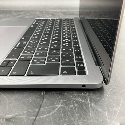 【大須店】中古  Apple MacBook Air 2018 (Core i5 1.6 GHz/8GB/SSD 256GB/13.3/2560 x 1600 Retina/Wifi) 198229 