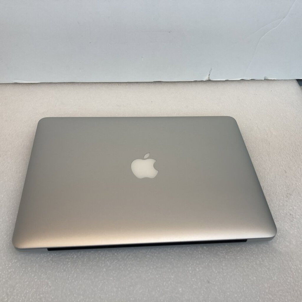 中古 Apple MacBook Pro 2013 A1502 (Intel Core i5 2.4 GHz/8GB/SSD
