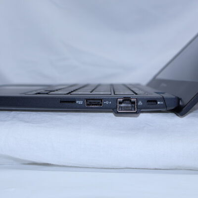 【通販センター】中古  Dynabook G83/MY A6G4MYK8121A(Intel Core Ultra 7 155U/16GB DDR5 (PC5)/SSD512GB/なし/オンボード/13.3/1920x1080/Wi-Fi/W11H64 MAR) 201729 